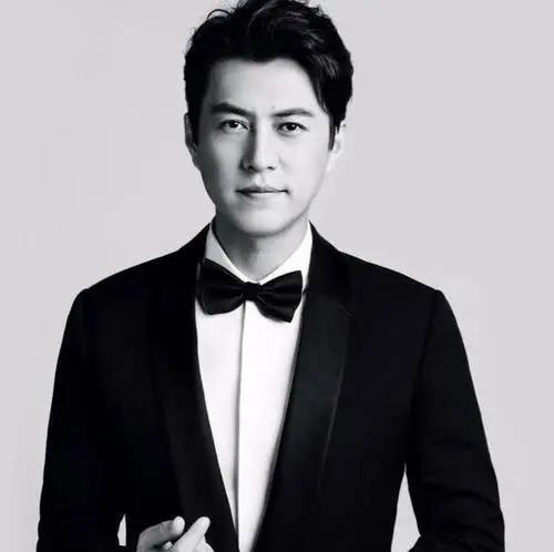 男明星老明星名字大全,盘点娱乐圈男明星老少皆宜的名字风采