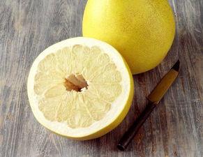 吃瓜吃柚子肚子疼,揭秘消化不适背后的真相